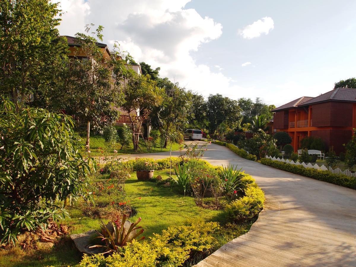 Khao Yai Phu Kham Luang Resort ムーシ エクステリア 写真